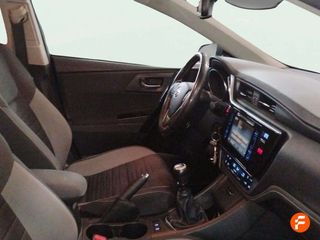 Toyota Auris 1.2 120T Active (Bus. P.) Touring Sports