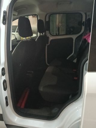 Ford Transit Courier 2017