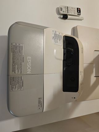 Proyector Epson EB-475Wi