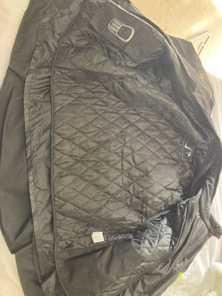 Chaqueta de moto con protecciones