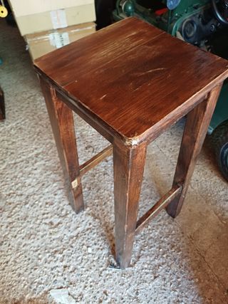 Taburetes de madera precio a convenir 