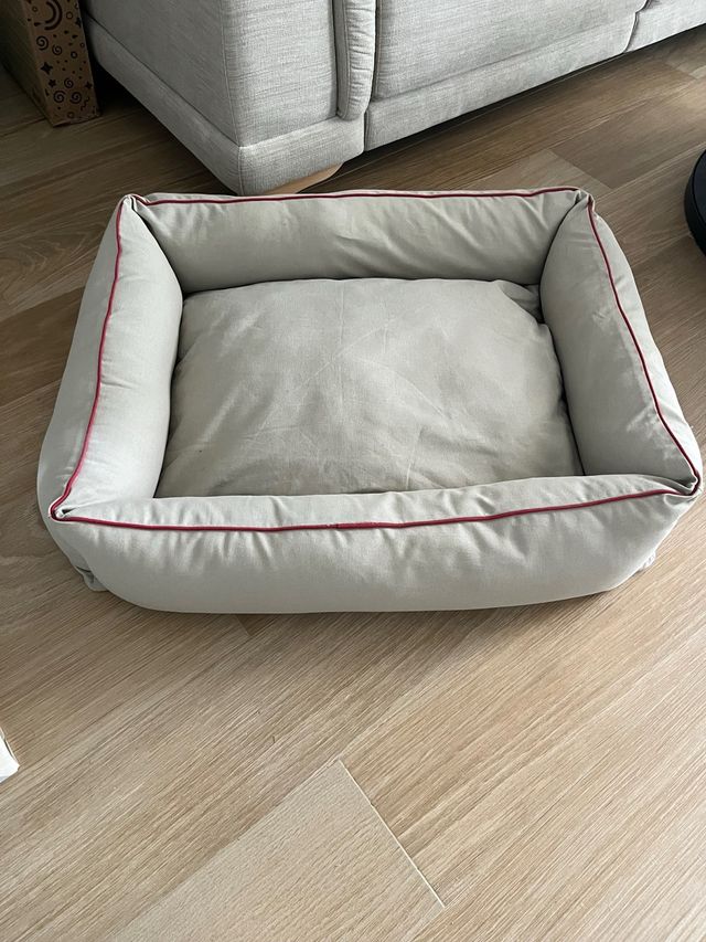 Cama para perro Zara Home beige