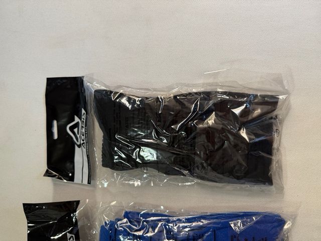 Medias Acerbis Negras y Azules