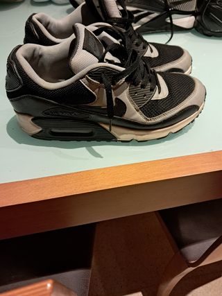 Zapatillas Nike Air Max Negras y Grises