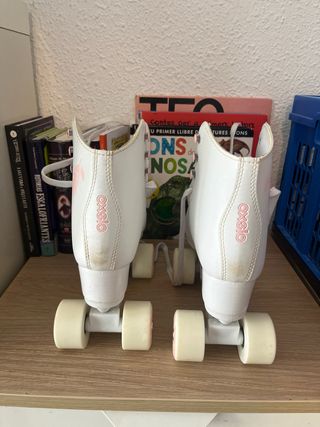 Patines blancos para niña muy poco uso 