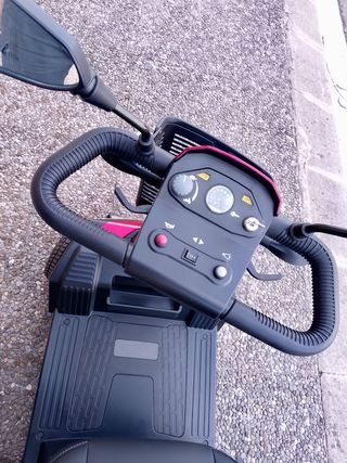 Scooter eléctrico como nuevo