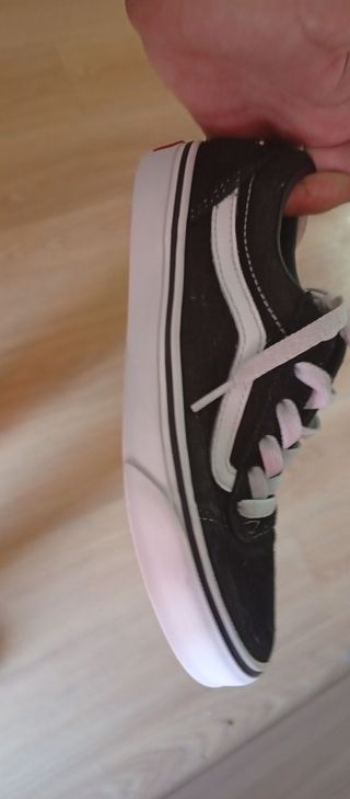Tenis Vans Negro Talla 36 y Nike Air Max 