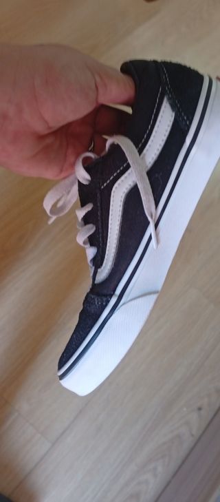 Tenis Vans Negro Talla 36 y Nike Air Max 