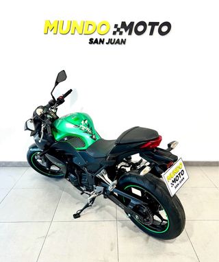 Kawasaki Z300 Negra y Verde