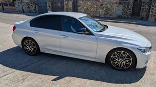 BMW 318d F30 LCI Automático Motor B47 y Paquete M