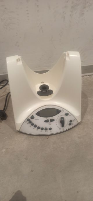 Thermomix TM31 averiada sin vaso. Incluye varoma.