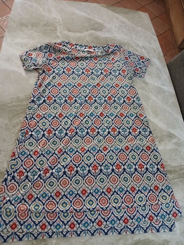 Abito fantasia geometrica