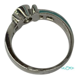 Anillo de diamantes oro blanco 