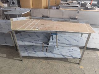 Mesa de acero inoxidable a medida
658746091