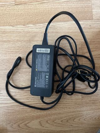 Cargador Patinete Eléctrico Xiaomi