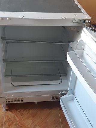 Frigorífico Mini Integrable Whirlpool ARZ 005/A+