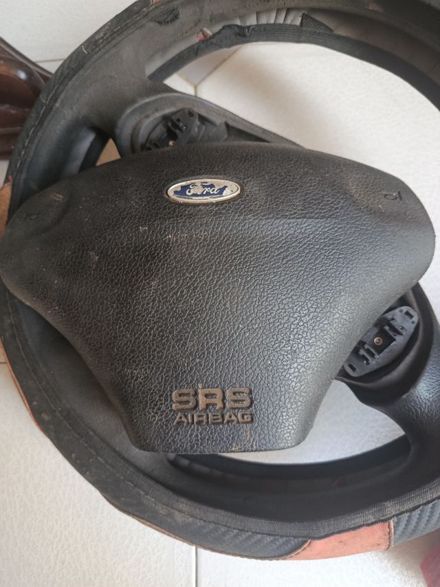 Airbag Volante Ford Fiesta MK4 2001