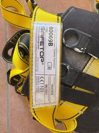 Arnés de seguridad para construcción