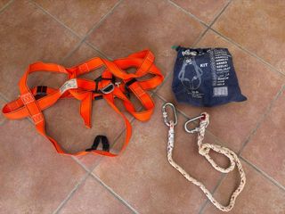 Arnés de seguridad naranja
