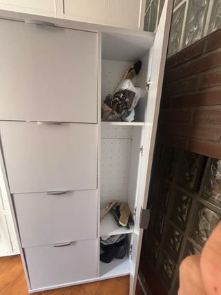 Zapatero blanco grande