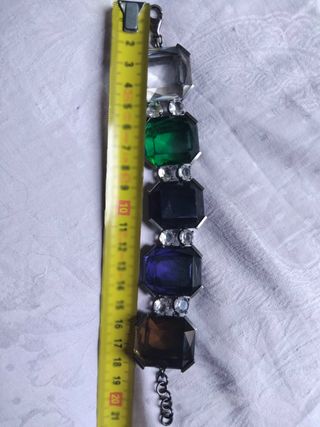 Pulsera Emporio Armani con pedrería