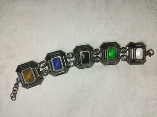 Pulsera Emporio Armani con pedrería