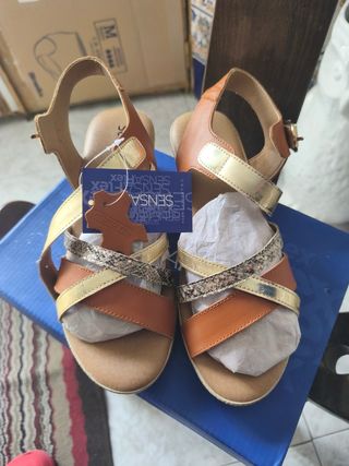 Sandalias de piel nuevas Talla M