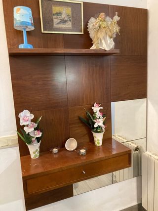Estante recibidor madera y cristal