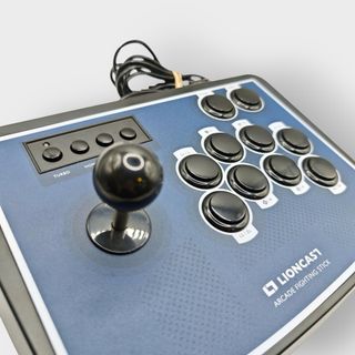 MANDO ARCADE LIONCAST FIGHTING STICK PARA PS4 Y SWITCH + CAJA