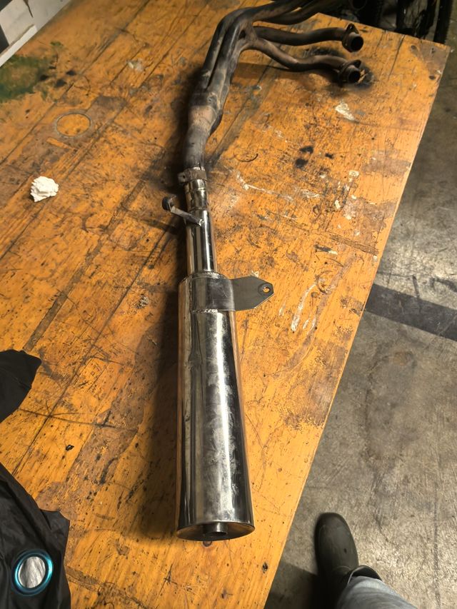 Escape Suzuki Bandit 400