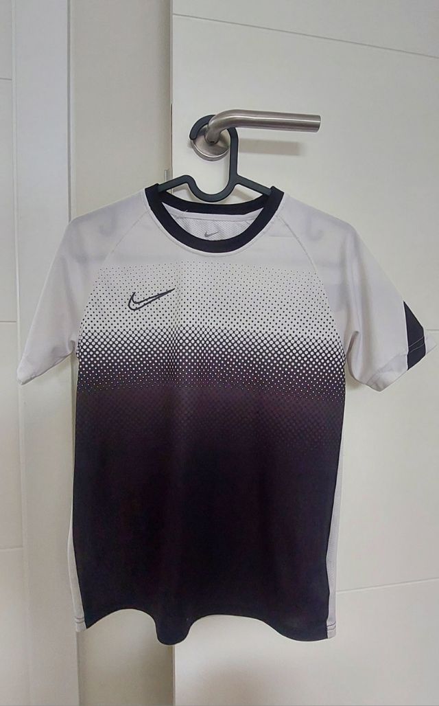 Lote Nike kids T.M-L