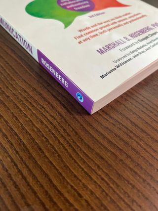 Nonviolent Communication: A Language of Life: L...