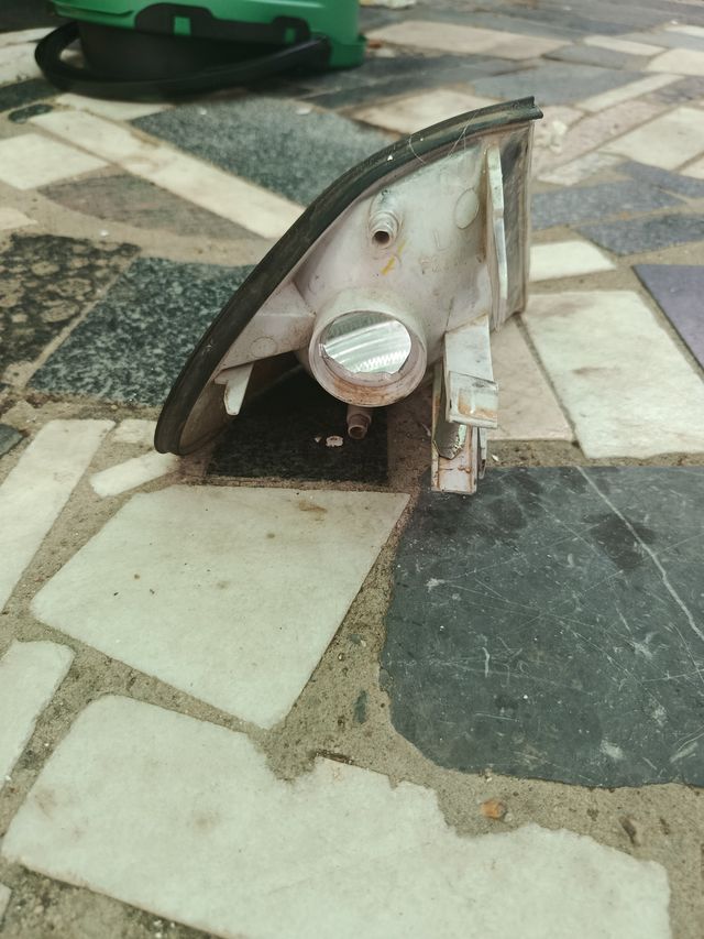 Intermitente delantero izquierdo BMW E46