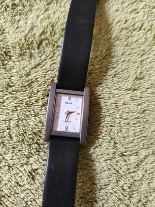 Reloj Pulsar Mujer Titanio Correa Negra
