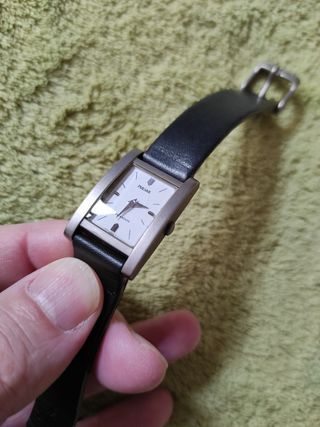 Reloj Pulsar Mujer Titanio Correa Negra