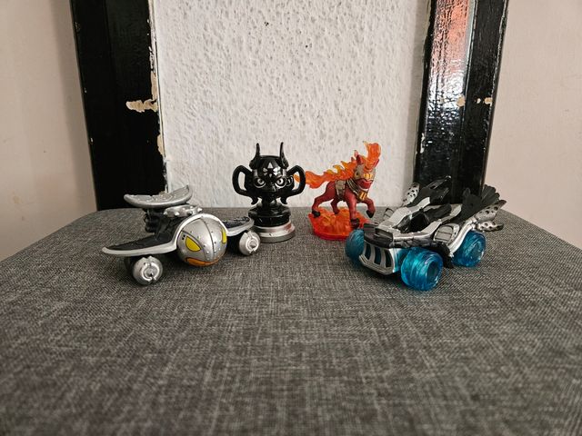 Pack de Skylanders.