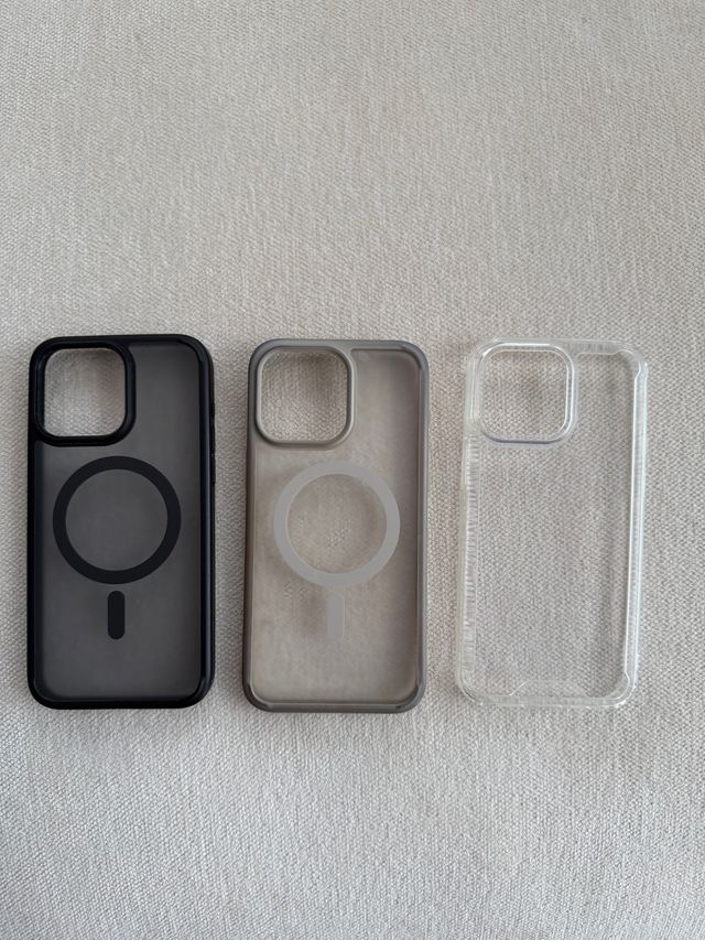 2 Fundas Spigen iPhone 15 Pro Max