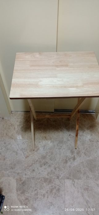 Mesita auxiliar plegable madera
