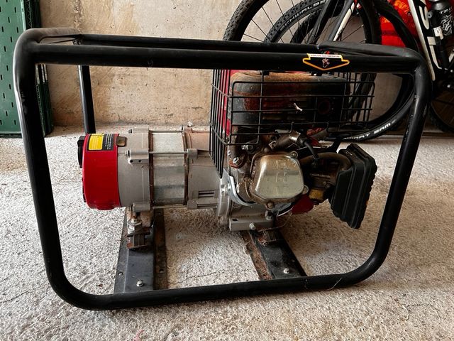 Generador Eléctrico TRÜGER GRUPO 2500W