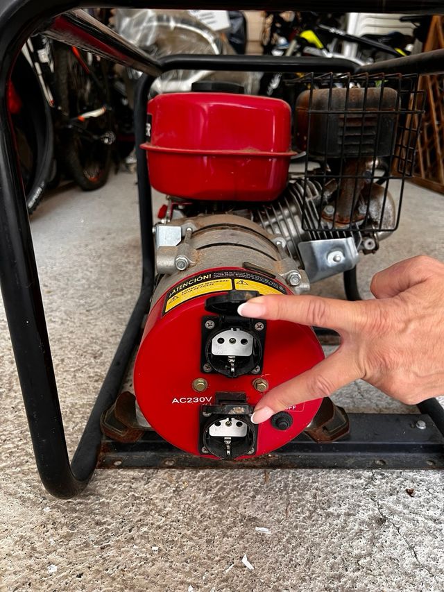 Generador Eléctrico TRÜGER GRUPO 2500W