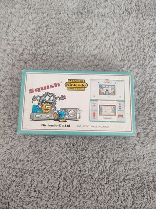 Nintendo Game & Watch Squish Caja