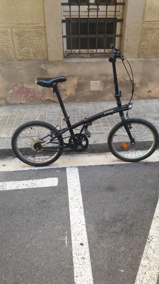 Bicicleta plegable Btwin negra