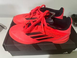 Botas de fútbol Adidas sala niño F50