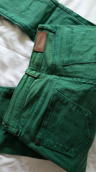 Calças verdes fishbone