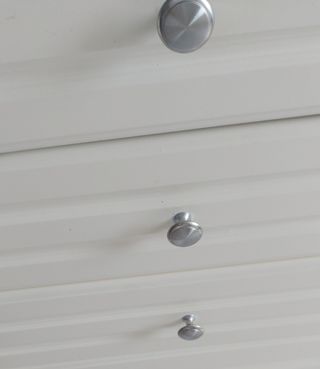 Tiradores redondos para muebles