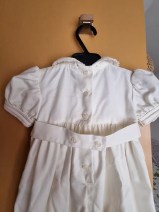 Vestido de bebé para bautizo o evento.2-3 meses