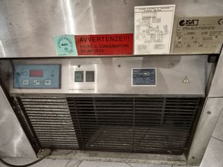 Vitrina de helados ISA como nueva 8 cubetas