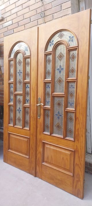 3 Puertas de Madera con Cristal
