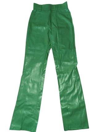 Pantalones verdes de piel sintética 