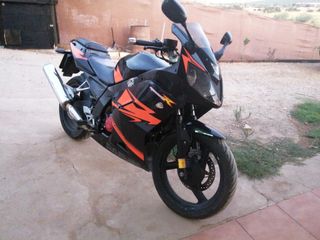 Daelim Roadwin f1